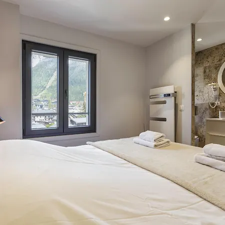Flocon - Loft Moderne 8pax Sauna Poele Vues Garage * Chamonix