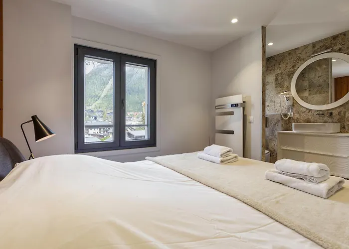 Flocon - Loft Moderne 8pax Sauna Poele Vues Garage * Chamonix